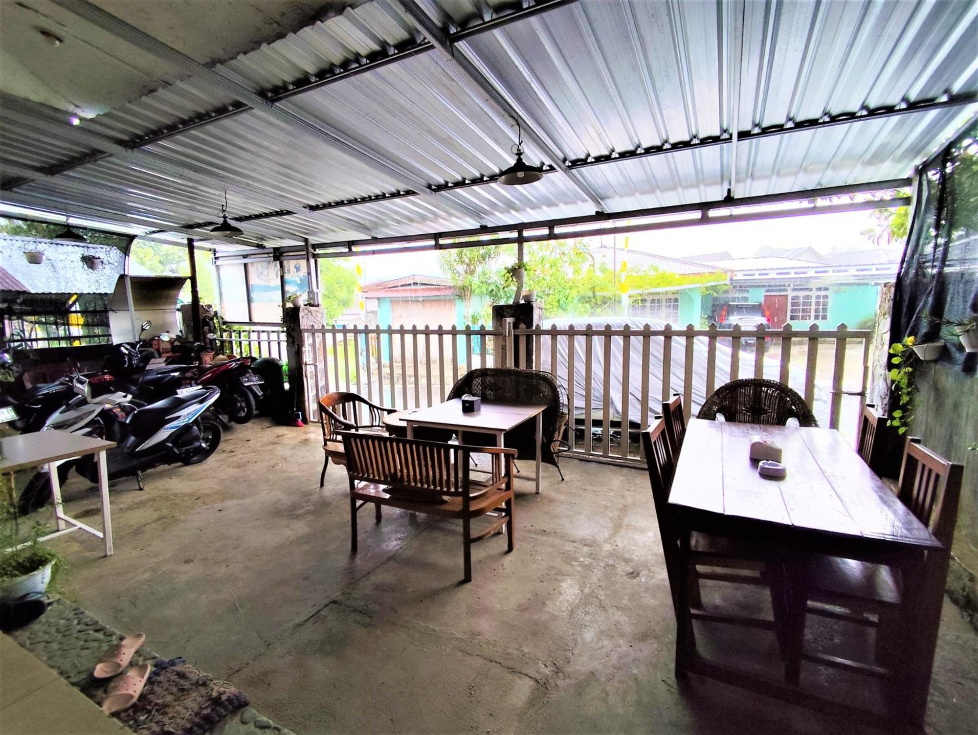 D-Rima Homestay Рутенг Екстер'єр фото